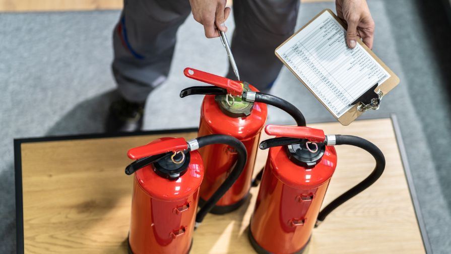 equipamentos de proteção contra fogo